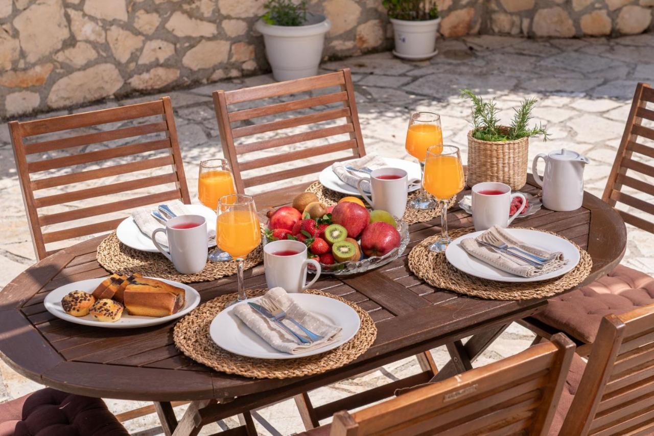 Guiscardos Luxury Villa Fiskardo Bagian luar foto
